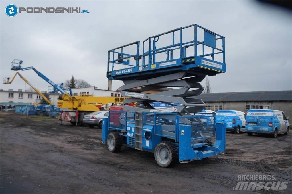 Genie 4390 Podnośniki nożycowe