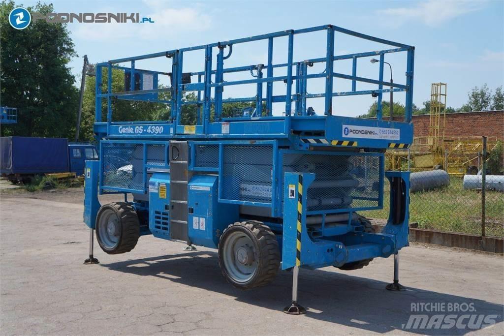 Genie 4390 RT Podnośniki nożycowe