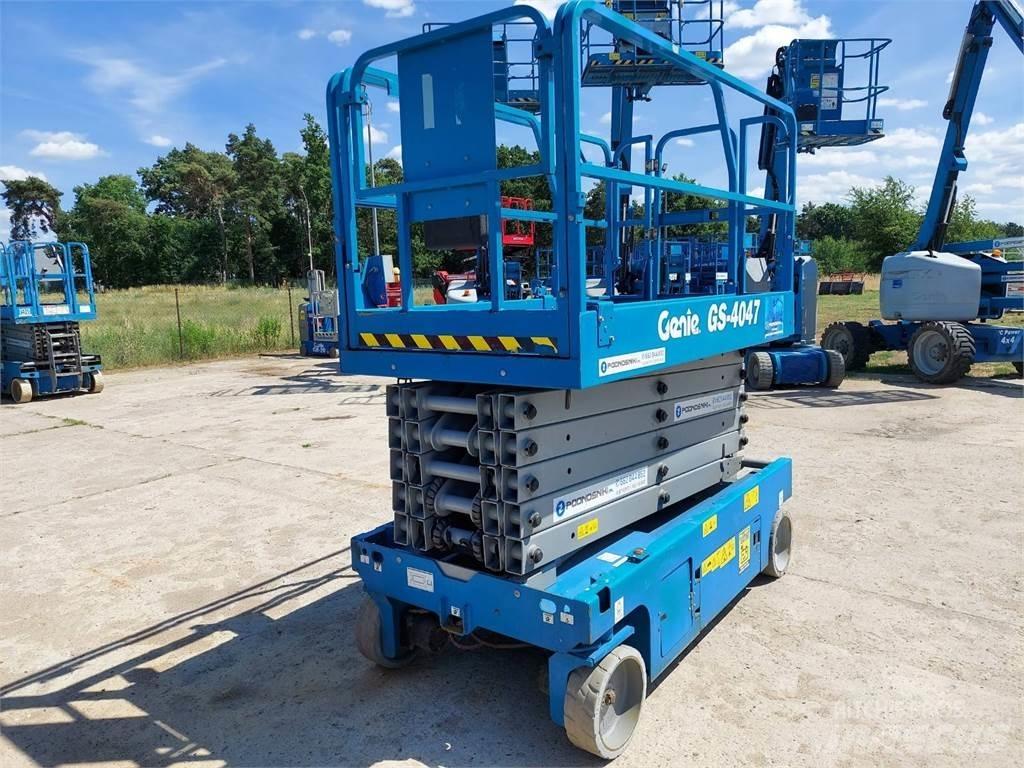 Genie GS-4047 Podnośniki nożycowe