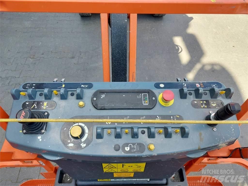 JLG E450AJ Podnośniki przegubowe