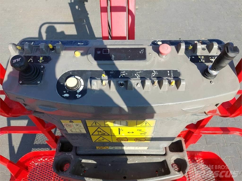 JLG M450AJ Podnośniki przegubowe