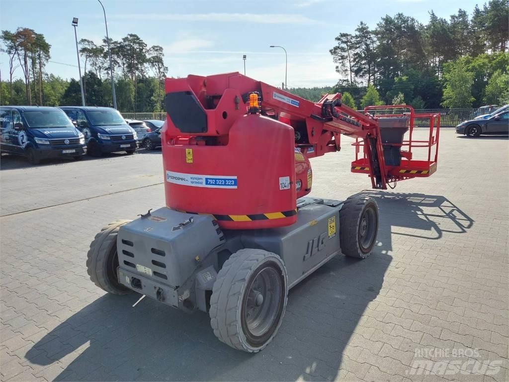 JLG M450AJ Podnośniki przegubowe