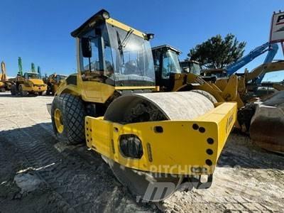 Bomag BW212D-5 Maszyny budowlane - Inne