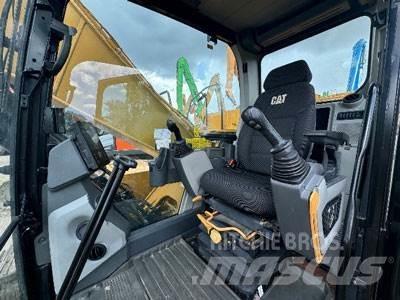 CAT 320 Koparki gąsienicowe