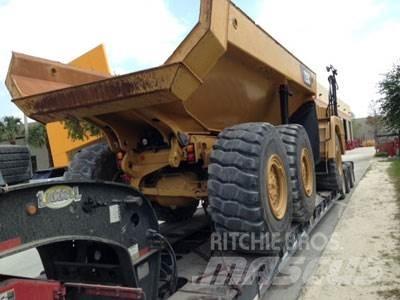 CAT 725C Wozidła przegubowe