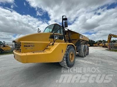 CAT 740 Wozidła przegubowe