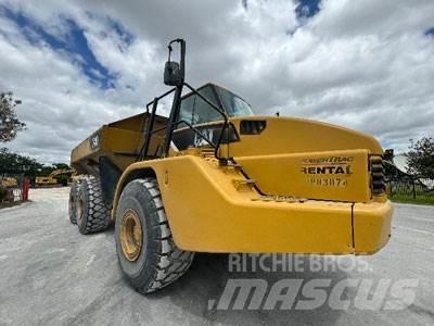 CAT 740 Wozidła przegubowe
