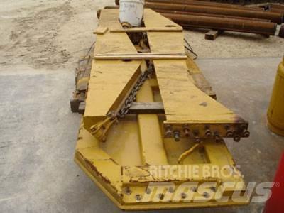 CAT 740 Tailgate Inne akcesoria
