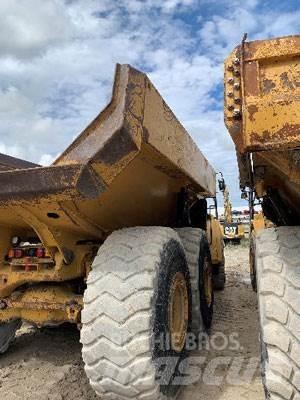 CAT 740B Wozidła przegubowe
