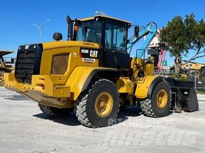 CAT 938M Ładowarki kołowe