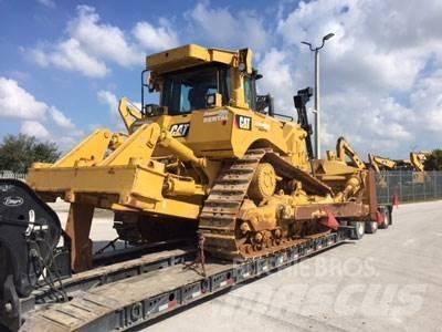 CAT D8T Spycharki gąsienicowe
