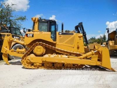 CAT D8T Spycharki gąsienicowe