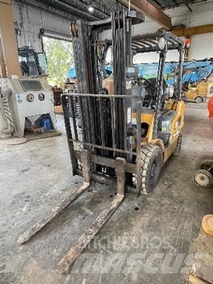 CAT P5000-LP Wózki widłowe inne