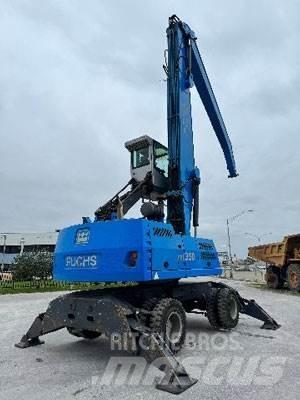 Fuchs MHL350D Koparki przeładunkowe