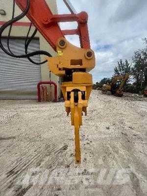 Hitachi ZX225USLC-6 Koparki przeładunkowe