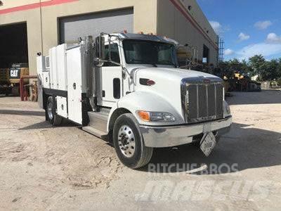 Peterbilt 537 4X2 - NEW Inne
