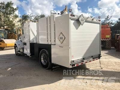 Peterbilt 537 4X2 - NEW Inne