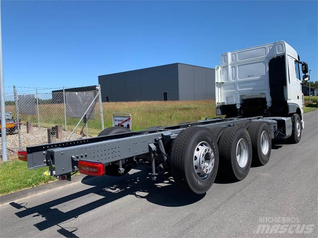DAF XF 430 8x4*4 Pojazdy pod zabudowę