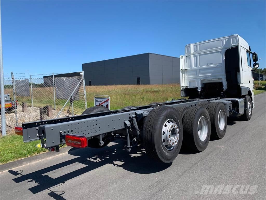 DAF XF 430 8x4*4 Pojazdy pod zabudowę