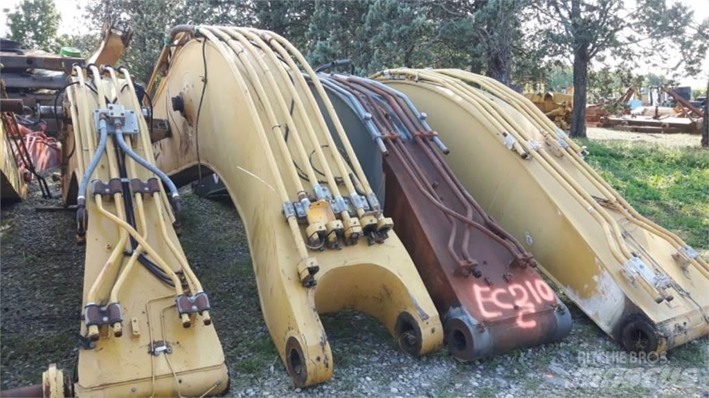CAT 231D Ramy i zawieszenie