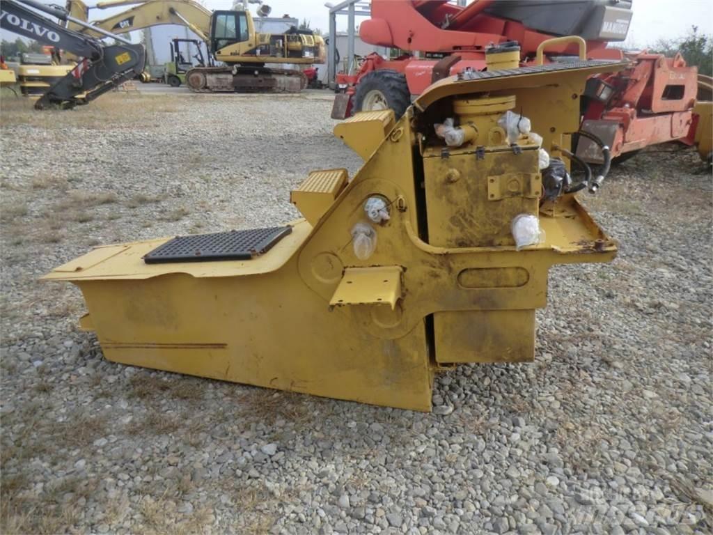 CAT 323D Maszyny budowlane - Inne