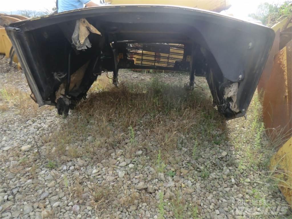 CAT 323D Maszyny budowlane - Inne