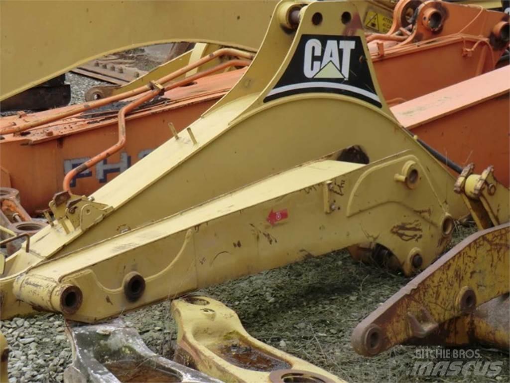 CAT 438C Ramy i zawieszenie