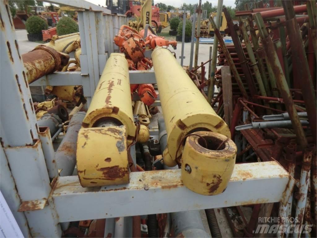 CAT 438C Maszyny budowlane - Inne