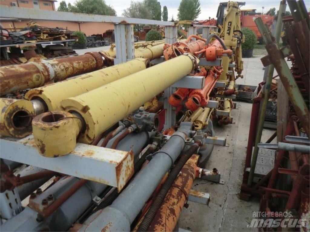 CAT 438C Maszyny budowlane - Inne