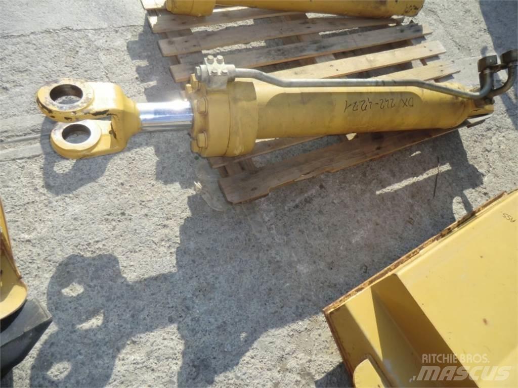CAT 735 Maszyny budowlane - Inne