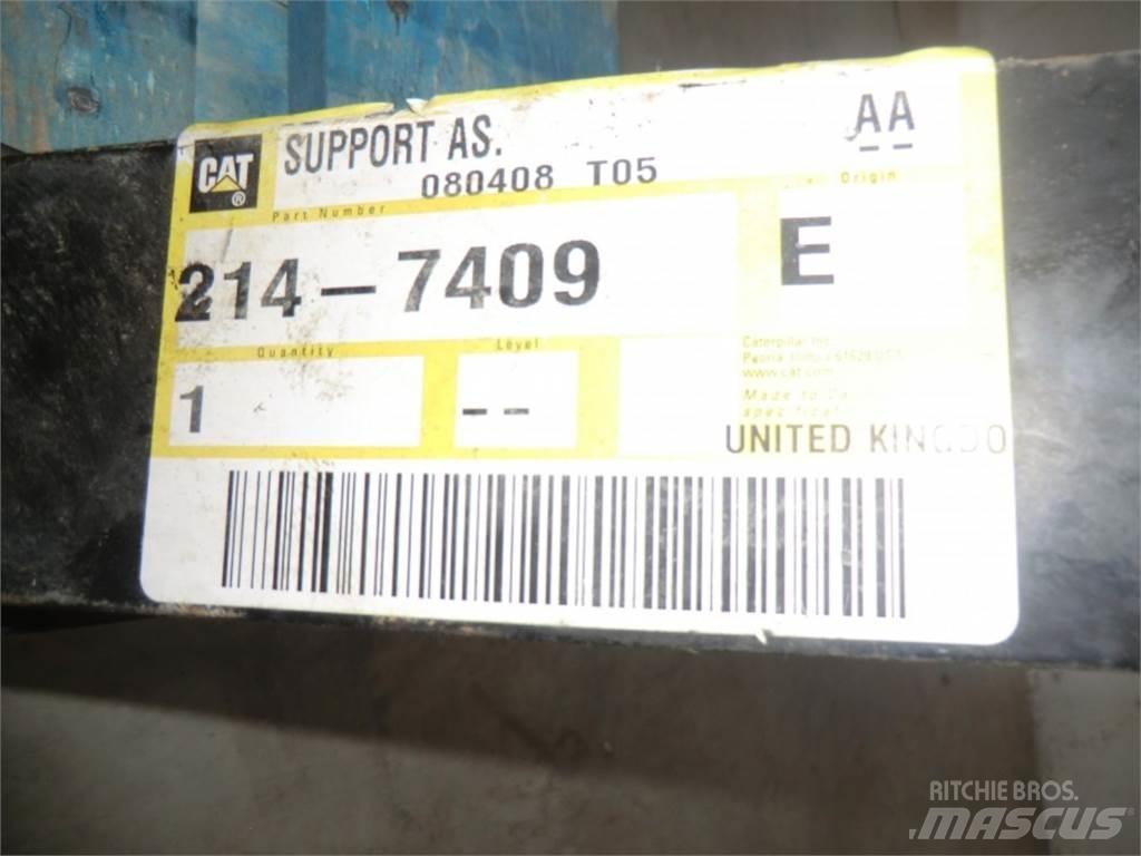 CAT 735 Ramy i zawieszenie