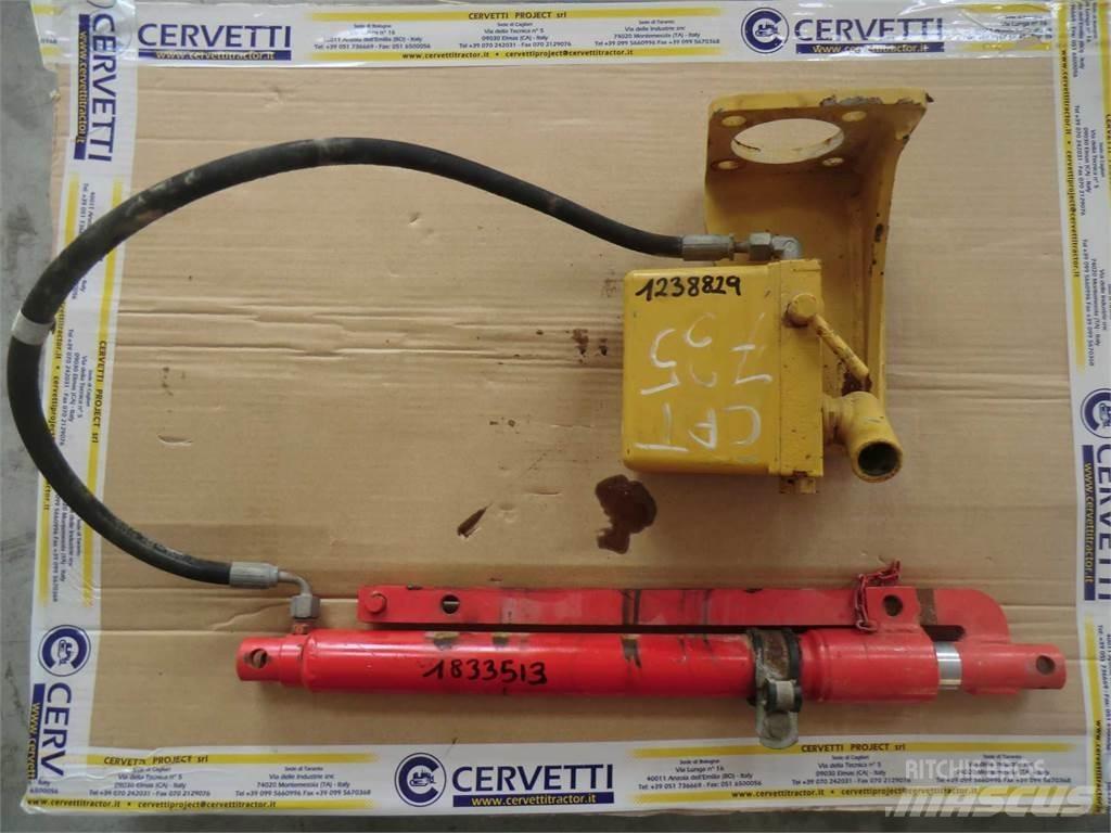 CAT 735 Maszyny budowlane - Inne