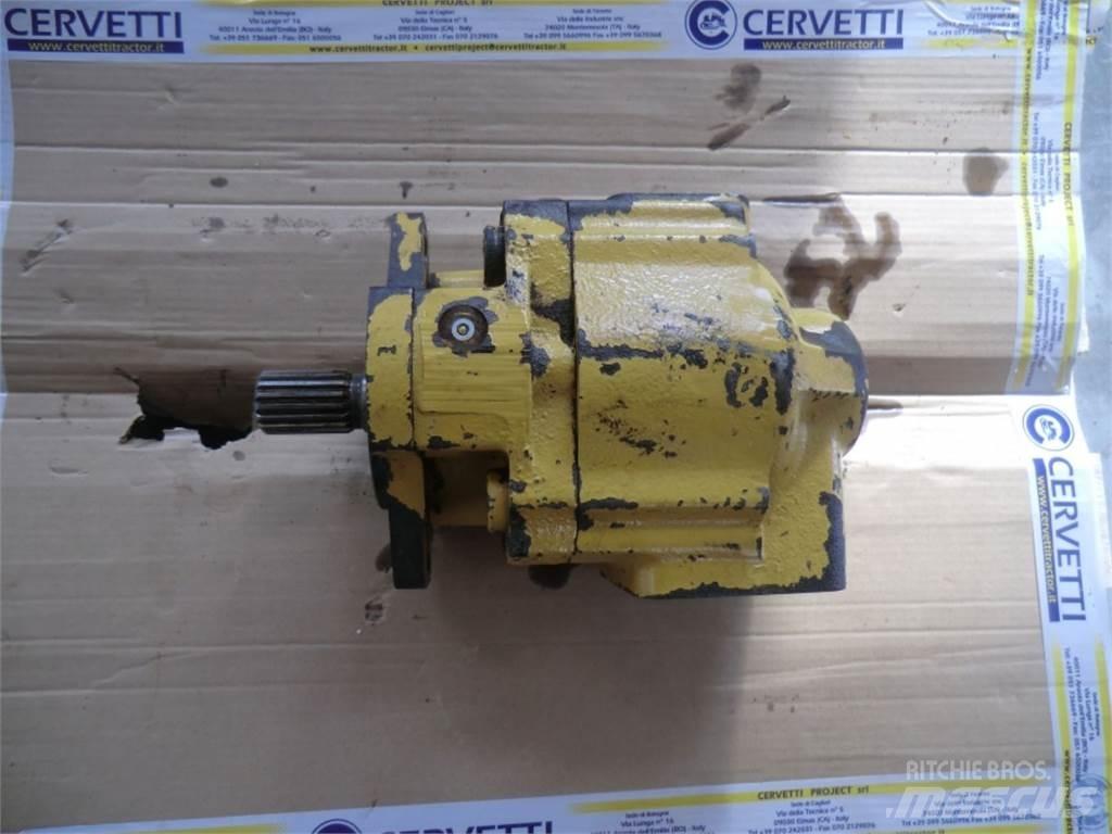 CAT 735 Maszyny budowlane - Inne