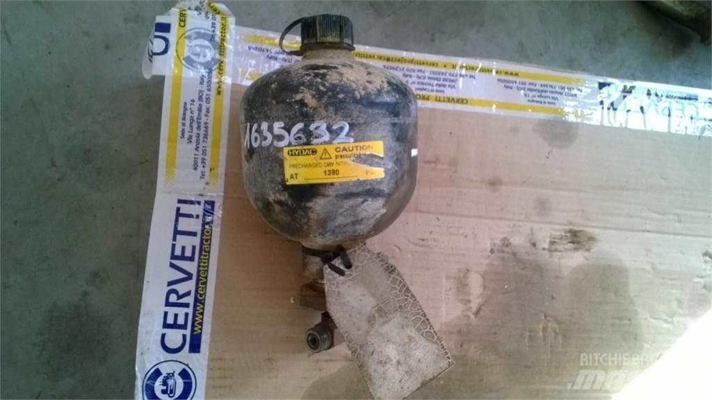 CAT 735 Maszyny budowlane - Inne