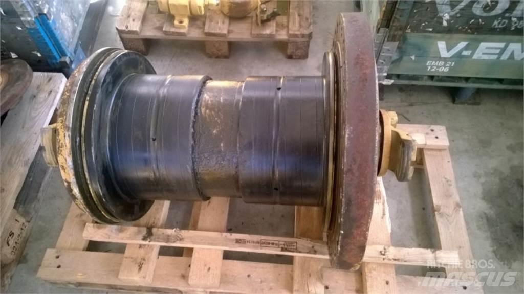 CAT 735 Ramy i zawieszenie