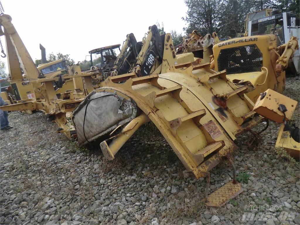 CAT 735 Ramy i zawieszenie