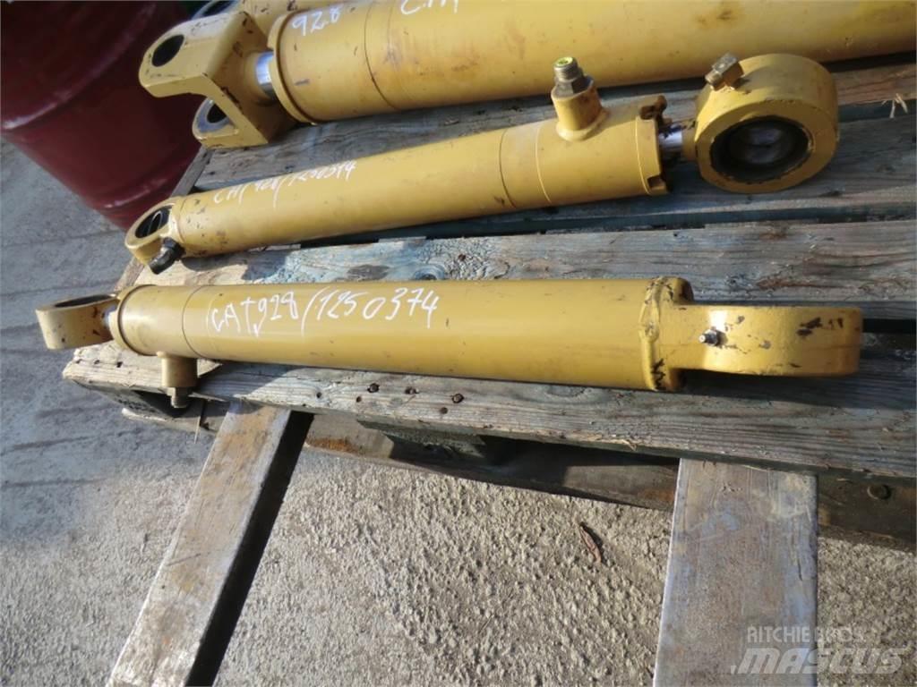 CAT 928G Maszyny budowlane - Inne