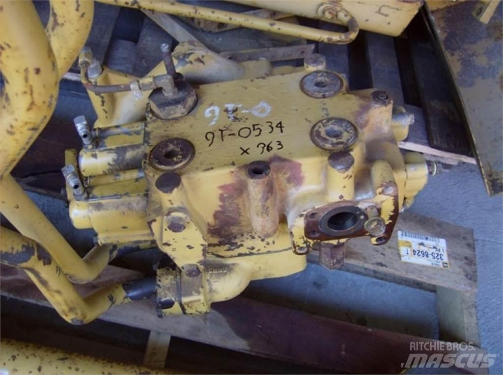 CAT 963 Maszyny budowlane - Inne