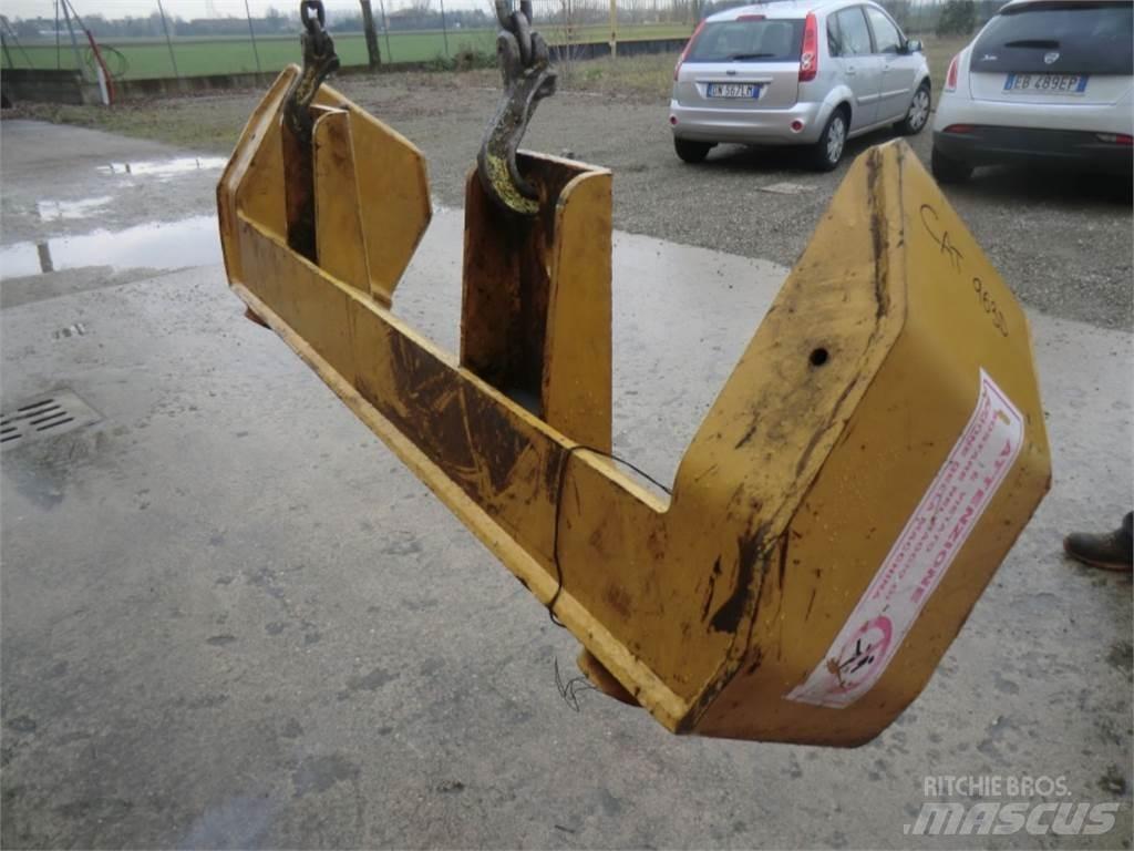 CAT 963D Ramy i zawieszenie