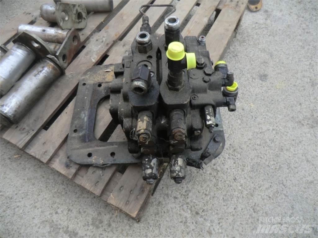 CAT 963D Maszyny budowlane - Inne