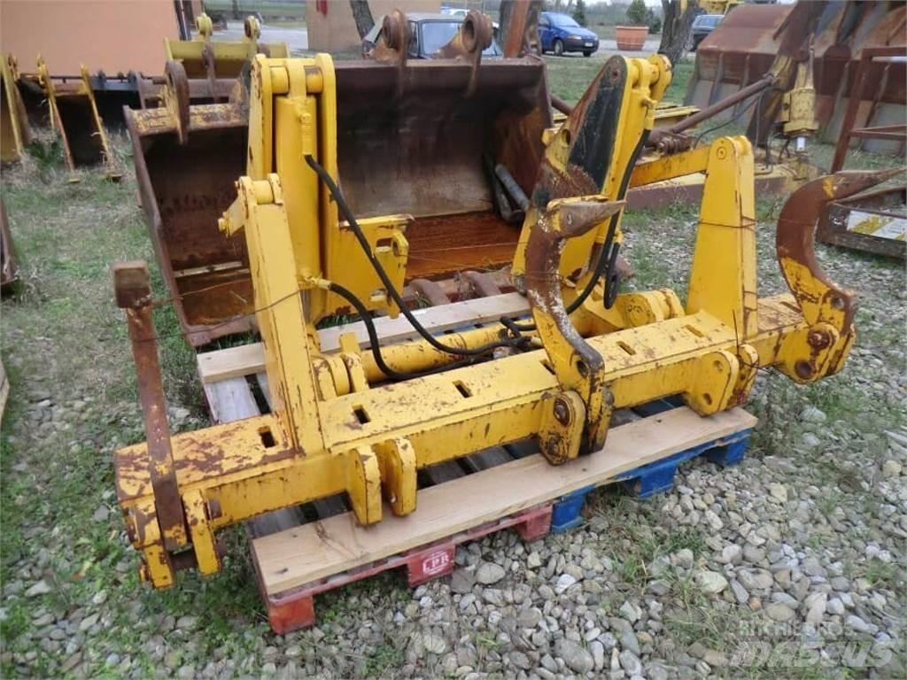 CAT 973C Gąsienice, łańcuchy i podwozia