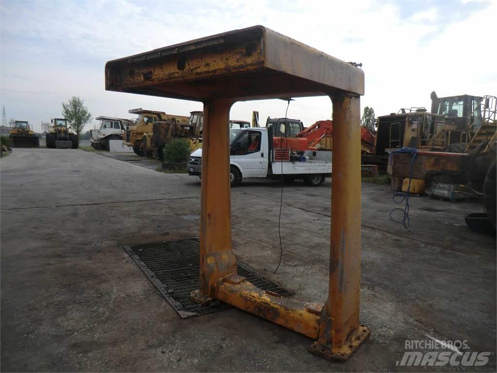 CAT 988B Ramy i zawieszenie