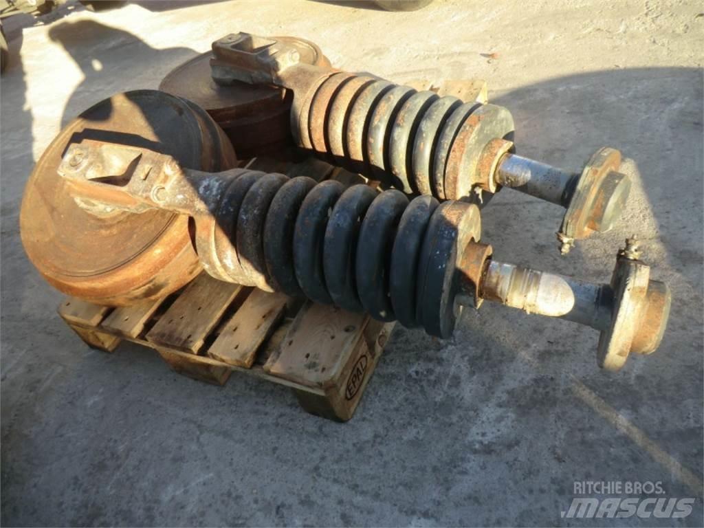 CAT 988F Ramy i zawieszenie