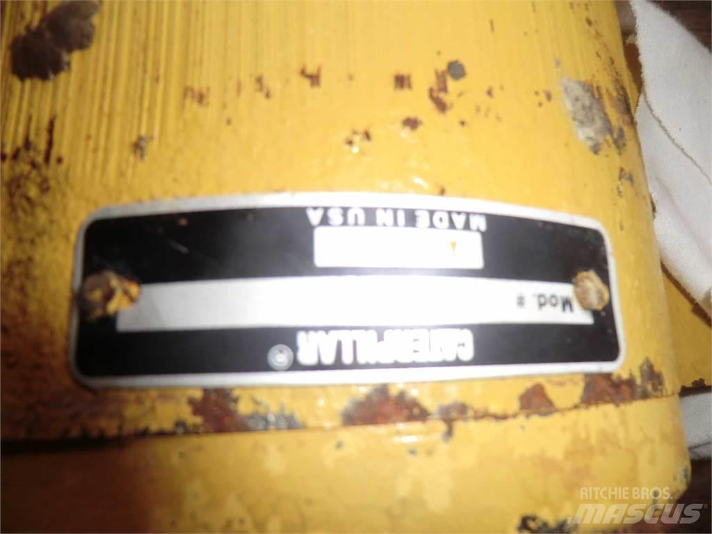 CAT 988F I Maszyny budowlane - Inne