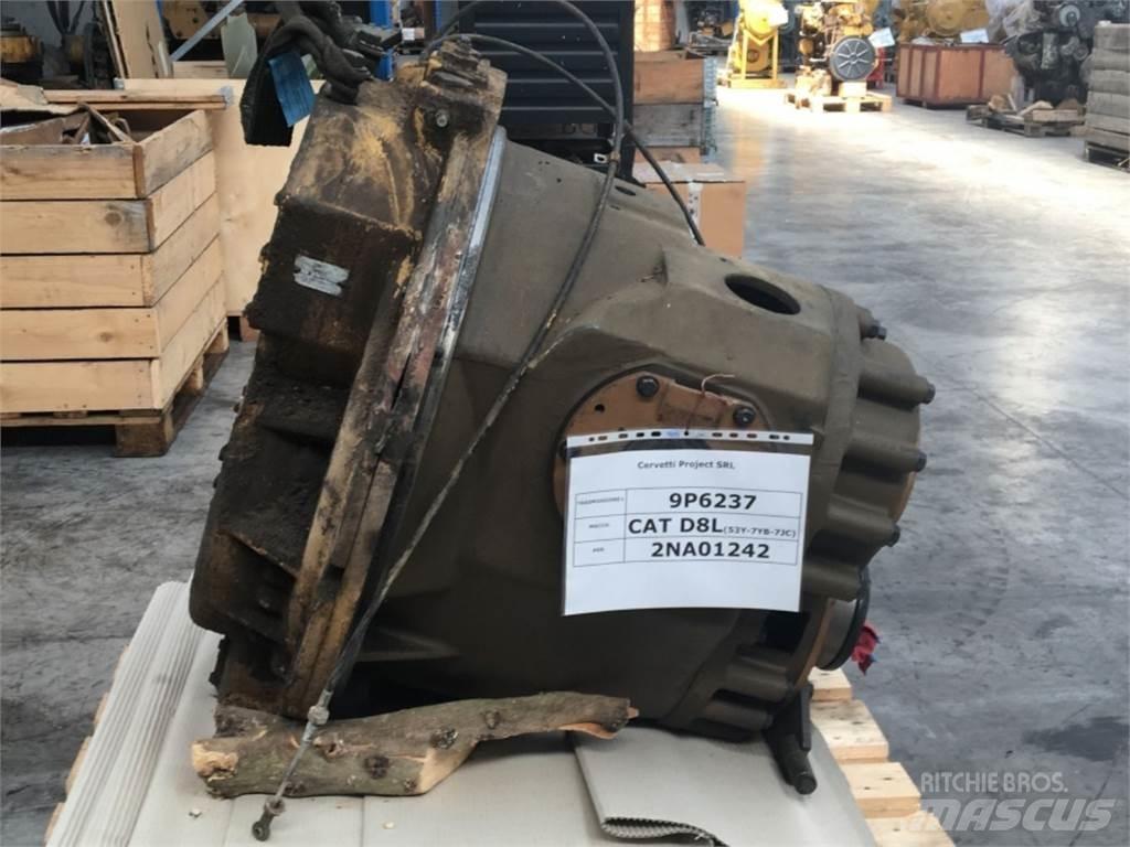 CAT  D8L Maszyny budowlane - Inne