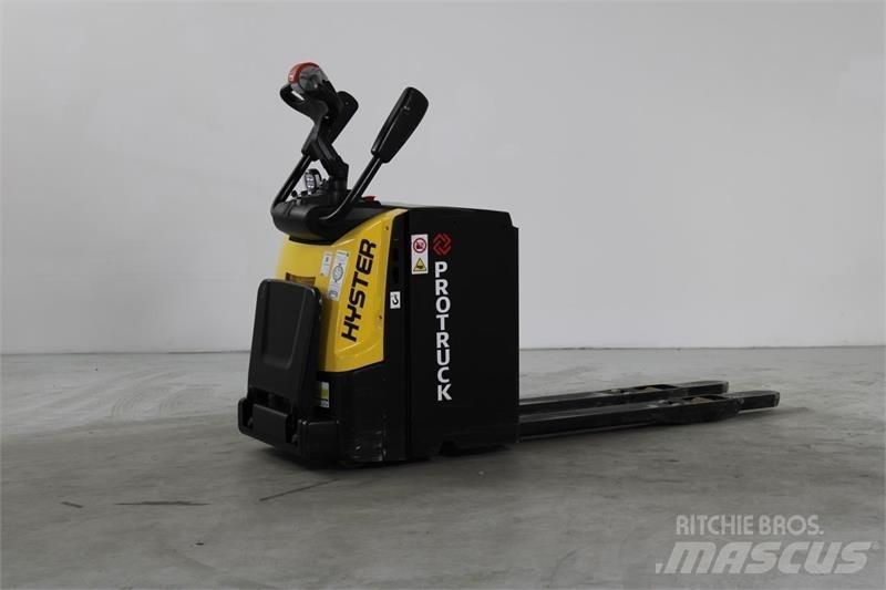 Hyster P2.0S Wózki widłowe unoszące z platformą dla operatora
