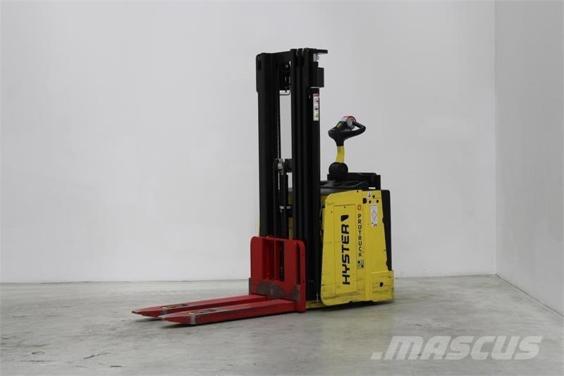 Hyster P2.0S Wózki widłowe unoszące z platformą dla operatora