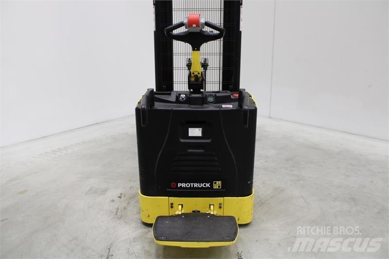 Hyster S1.5S Samojezdne maszyny do załadunku