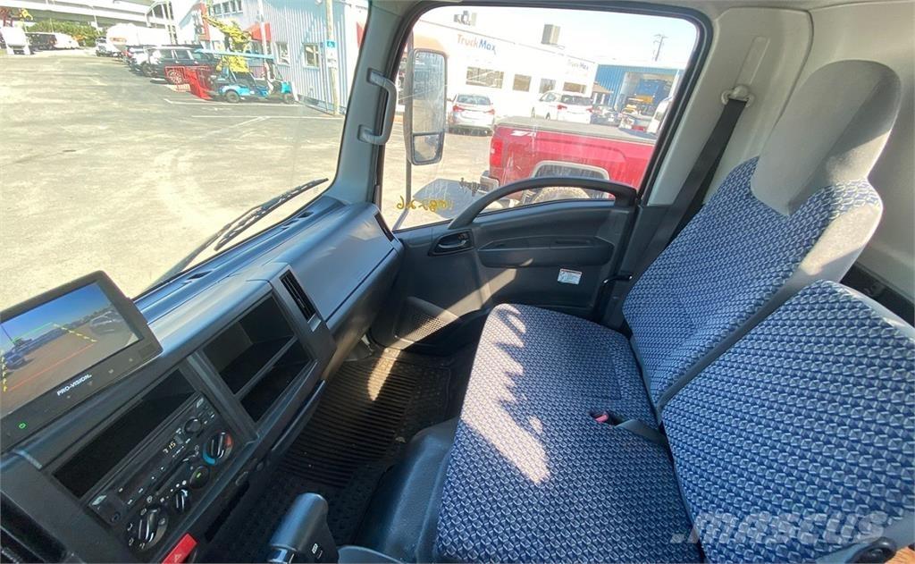Isuzu NRR Śmieciarki
