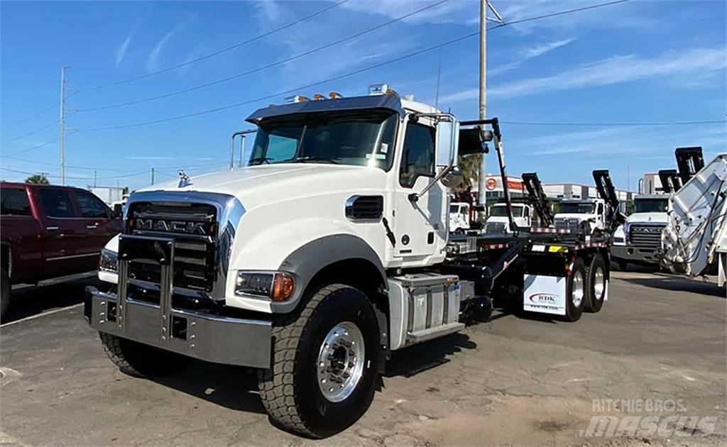Mack GRANITE Ciężarówki z wymienną zabudową